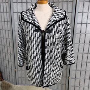 Chic Monochrome Patterned Cardigan
